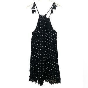 (Size M) Old Navy Tie Shoulder Swing Dress in Black With White Patteren